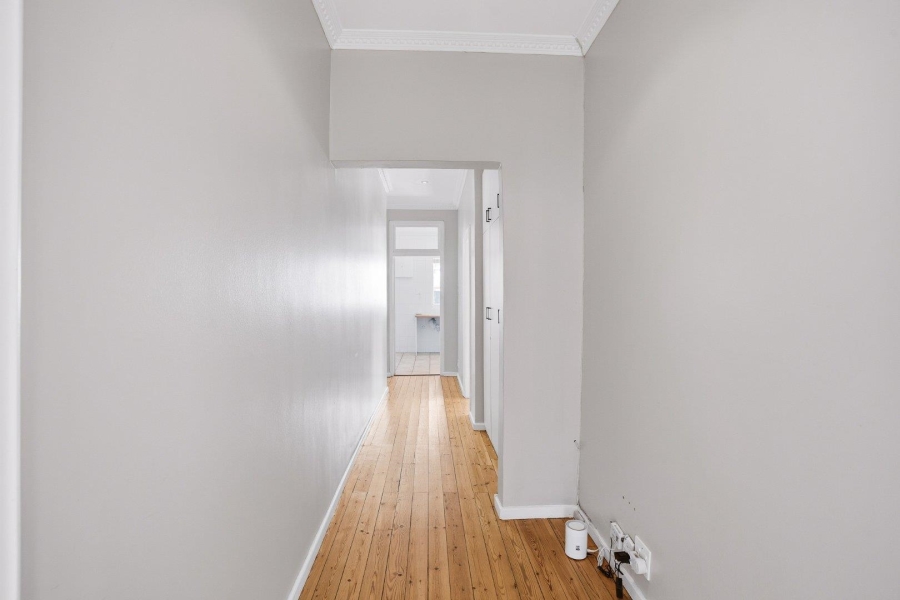 To Let 2 Bedroom Property for Rent in Sea Point Western Cape